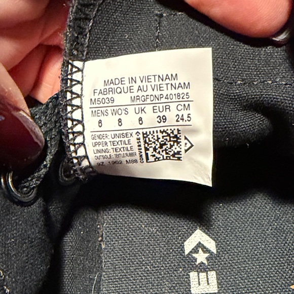 Converse Women's All-Black Sneakers - Picture 7 of 7